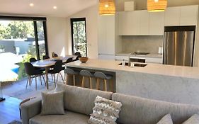 Architect Designed 4 Bedroom With Ocean Views From Every Room